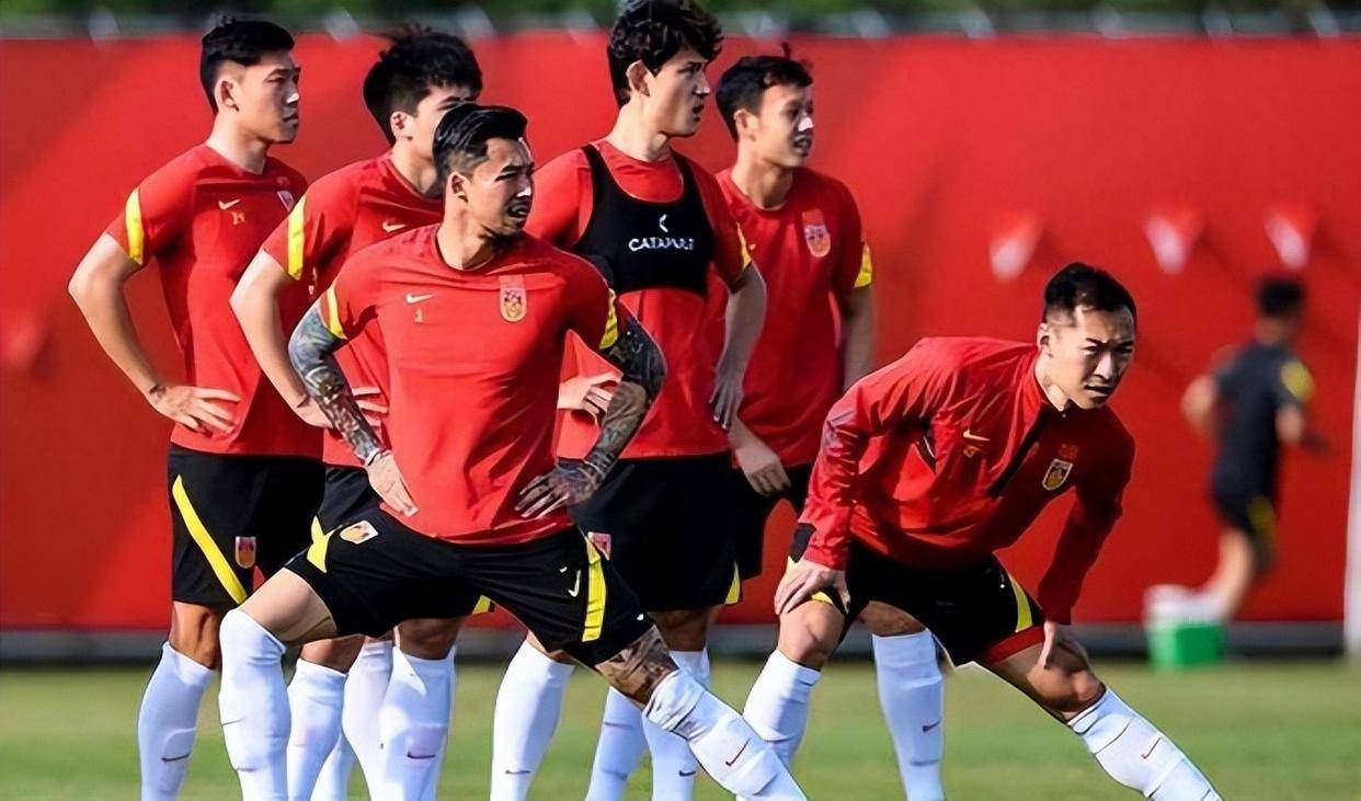 雷火电竞网站-关于精彩比赛引发球迷热议，期待更多精彩表现的信息