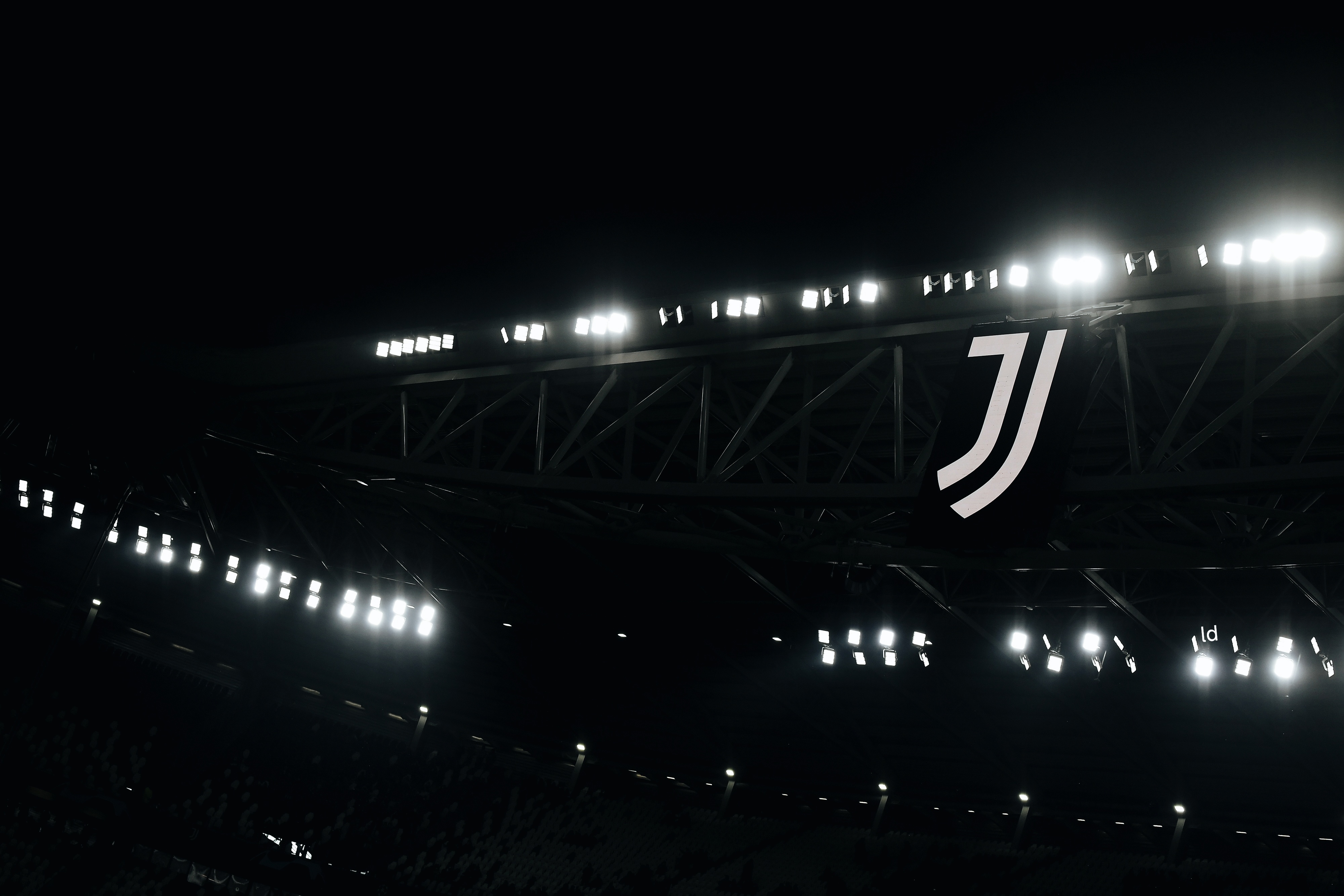 意乙球队势如破竹,横扫意甲劲旅 意乙球队势如破竹,横扫意甲劲旅