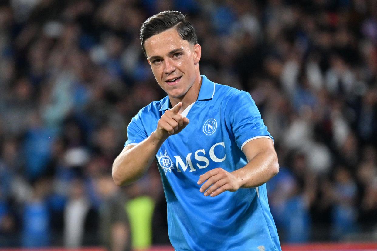 热那亚球员团结互助,迎接挑战信心十足的简单介绍 热那亚球员团结互助,迎接挑战信心十足的简单介绍