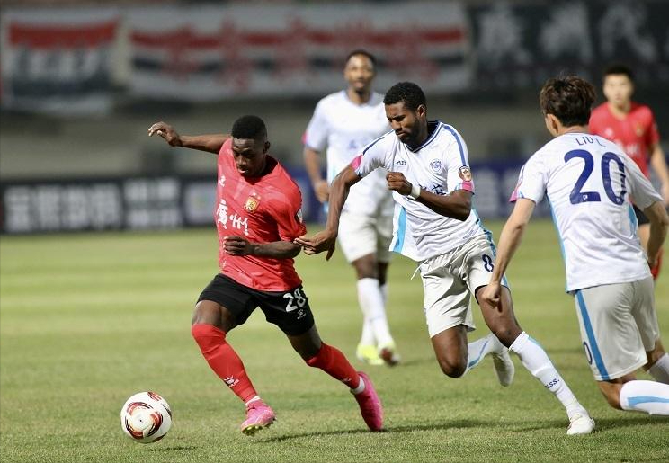 河南队客场绝杀广州队,惊险取胜的简单介绍 河南队客场绝杀广州队,惊险取胜的简单介绍