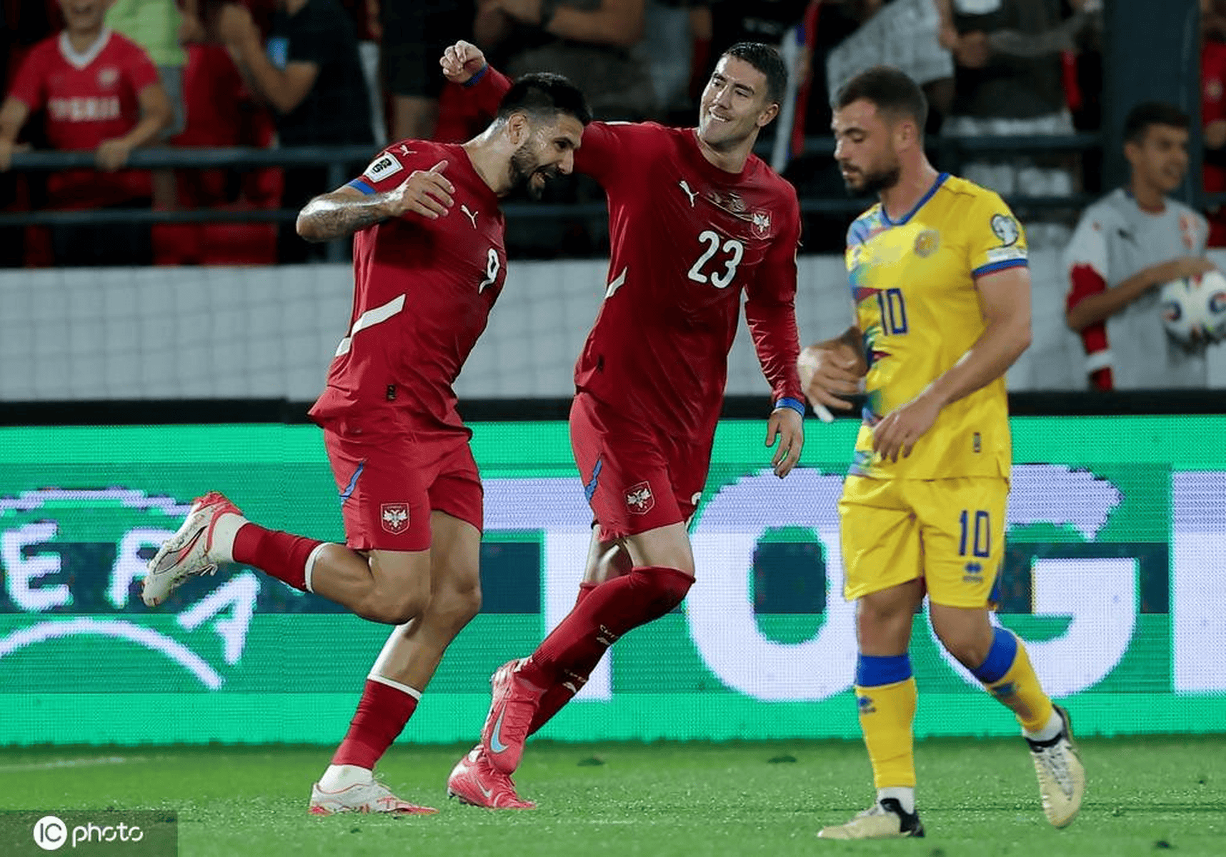 雷火电竞网址-塞尔维亚队在比赛中表现抢眼，实现逆转胜利的简单介绍