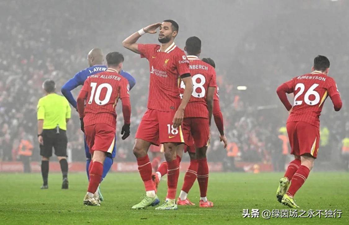 利物浦客场告负,曼联遭遇连败 利物浦客场告负,曼联遭遇连败