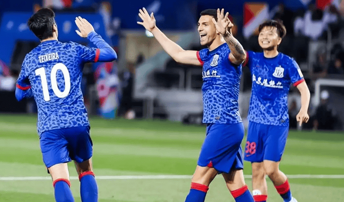 非洲篮球联赛火热进行中,球队士气高涨迎接挑战 非洲篮球联赛火热进行中,球队士气高涨迎接挑战