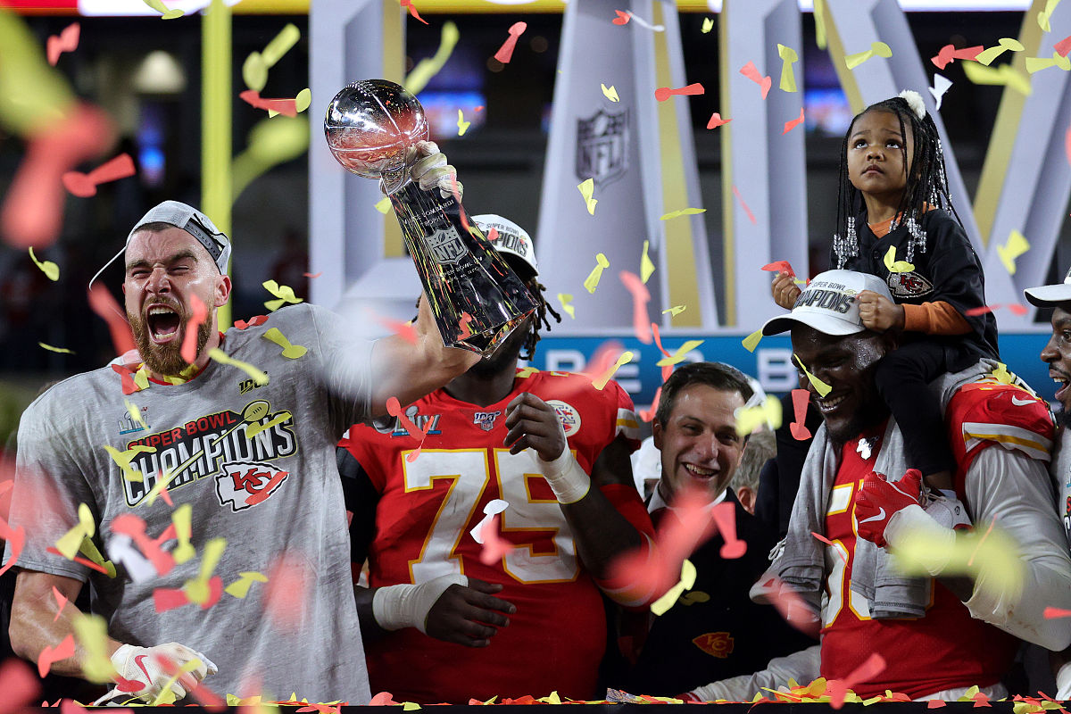 雷火电竞下载-年终总决赛力克戴维斯杯，辛纳扛起全队