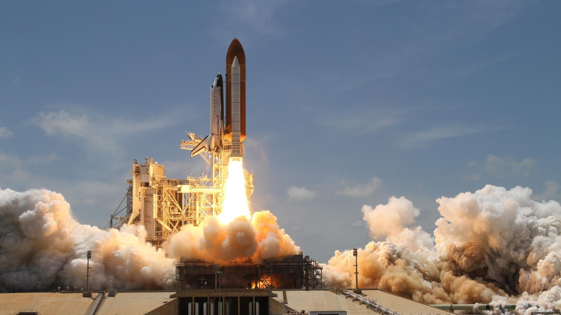 雷火电竞网址-佩德里的教科书与皇马的闪电战，足球胜利的两种极致表达