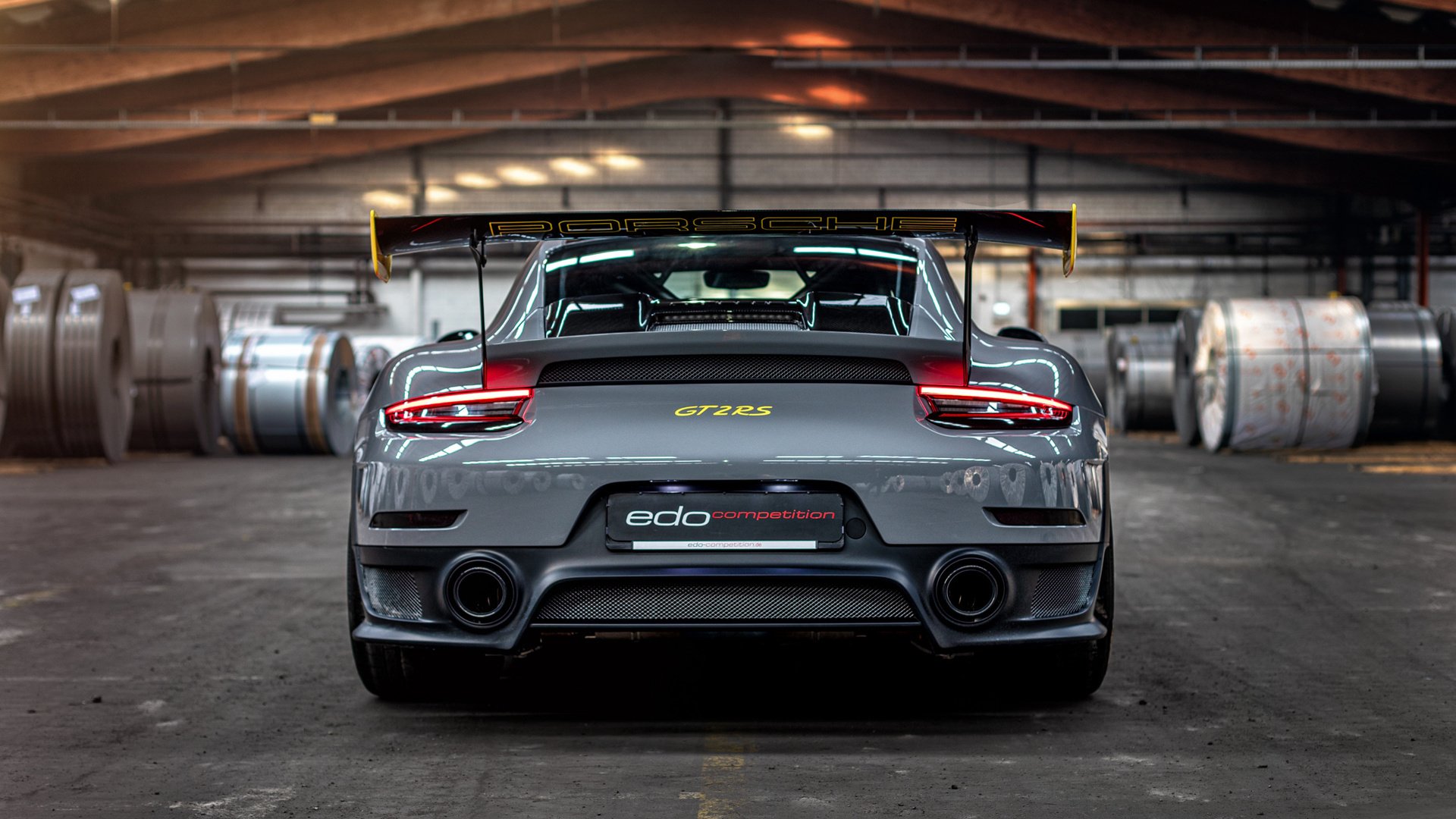 亚诺河的黄昏，当羽织拂过赛车线