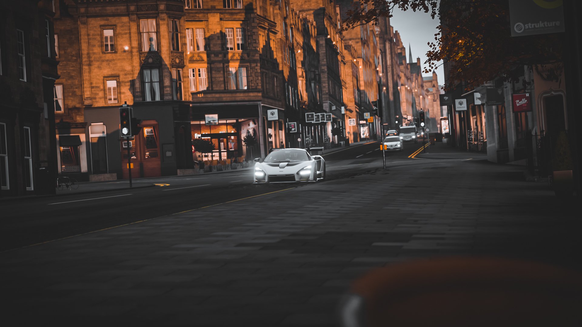 看到这个充满张力的组合，我理解为这是一场跨越俱乐部与国家队的隐形战争，焦点在于人才储备、战术体系与排名积分间的精妙博弈。标题已为您构思如下