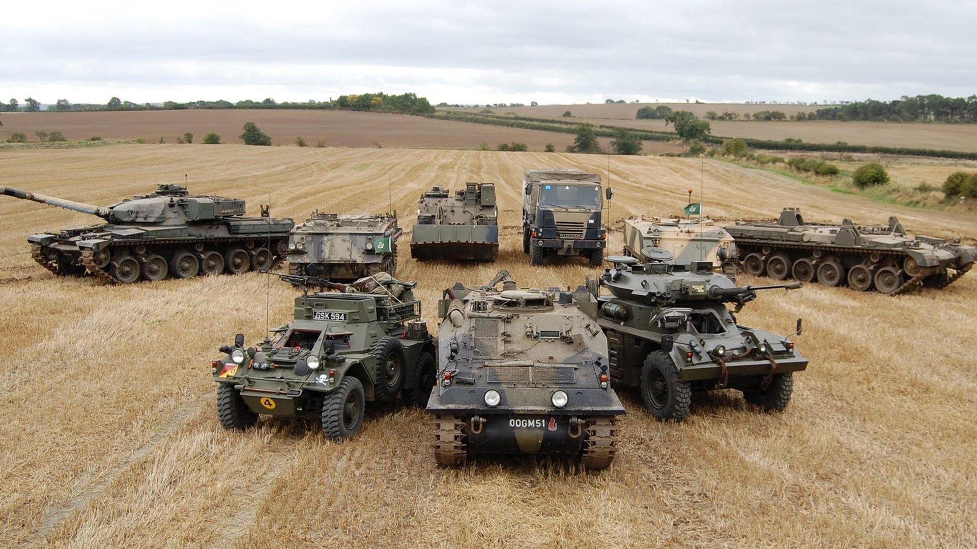 跨洋篮球风暴，快船统治深圳显NBA底蕴，哈利伯顿总决赛接管未来